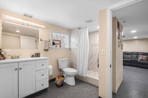 Tiny photo for 2637 N 73rd Court, Elmwood Park, IL 60707 (MLS # 12469004)