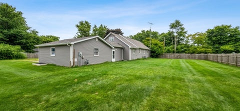 Tiny photo for 806 S Iowa Street, Ashmore, IL 62863 (MLS # 12744060)