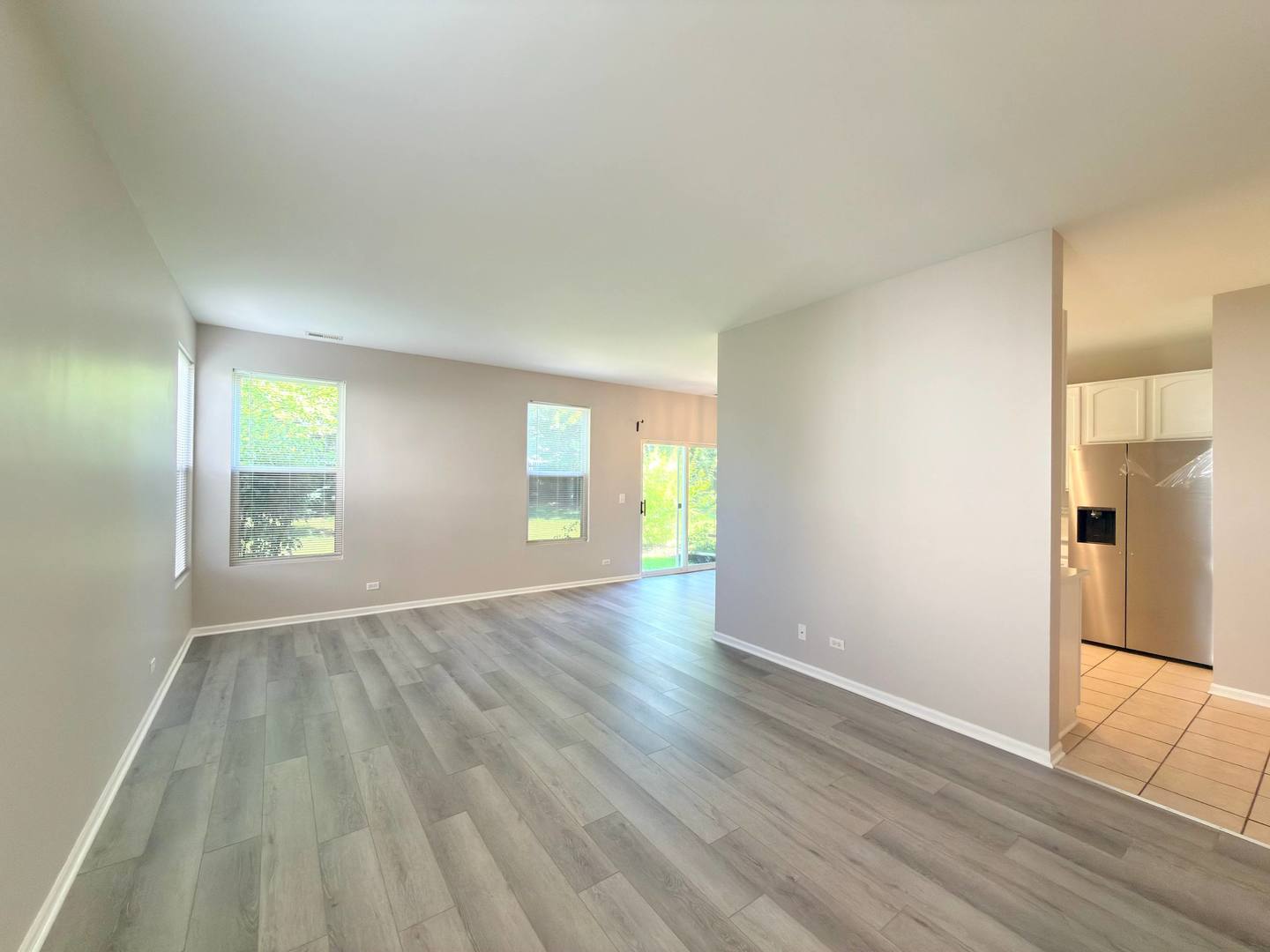 3989 BLACKSTONE Drive 3989