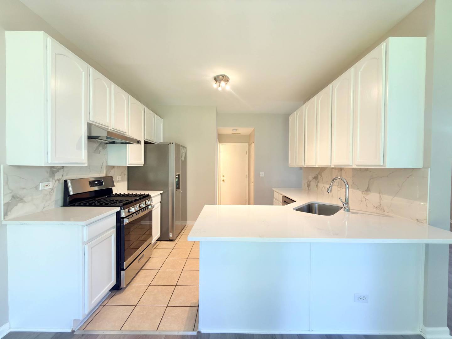 3989 BLACKSTONE Drive 3989