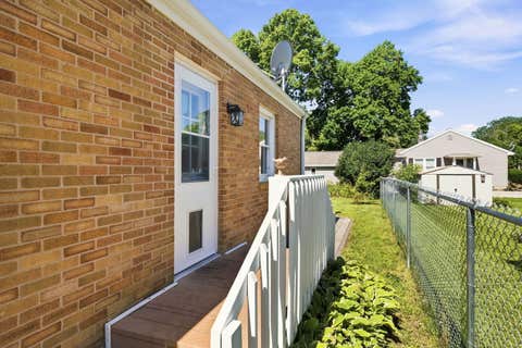 Tiny photo for 1043 State Street, Ottawa, IL 61350 (MLS # 12700158)