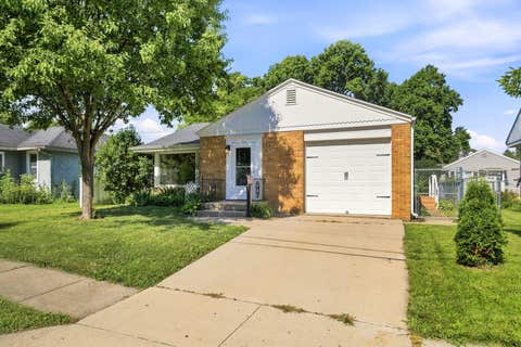 Tiny photo for 1043 State Street, Ottawa, IL 61350 (MLS # 12700158)