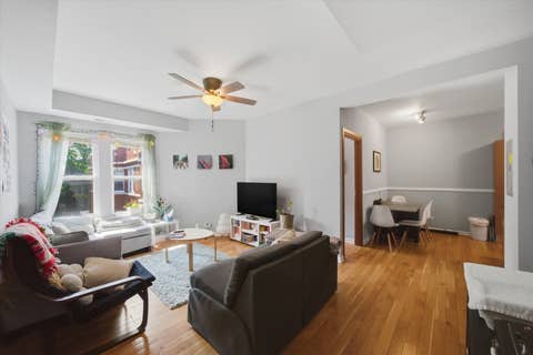 Tiny photo for 6419 N Greenview Avenue #3N, Chicago, IL 60626 (MLS # 12657490)