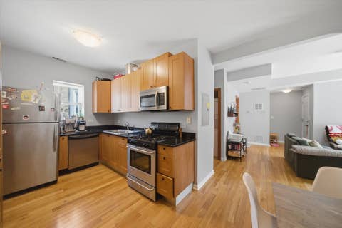 Tiny photo for 6419 N Greenview Avenue #3N, Chicago, IL 60626 (MLS # 12657490)