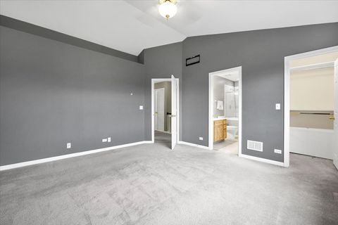 Tiny photo for 7 Appletree Court, Lake In The Hills, IL 60156 (MLS # 12647579)