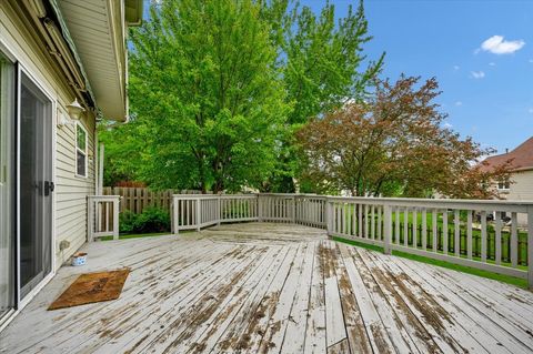 Tiny photo for 7 Appletree Court, Lake In The Hills, IL 60156 (MLS # 12647579)