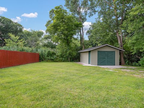 Tiny photo for 4185 EASTWOOD Place, Park City, IL 60085 (MLS # 12400762)