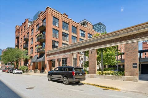 Tiny photo for 1000 W WASHINGTON Boulevard #216, Chicago, IL 60607 (MLS # 12742846)