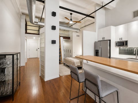 Tiny photo for 1000 W WASHINGTON Boulevard #216, Chicago, IL 60607 (MLS # 12742846)