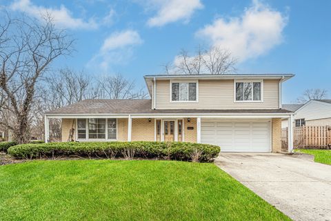Tiny photo for 3501 Lawson Road, Glenview, IL 60026 (MLS # 12586672)