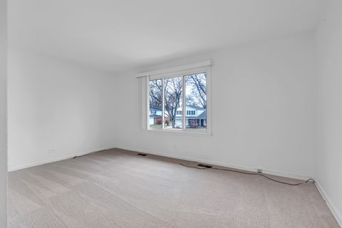 Tiny photo for 3501 Lawson Road, Glenview, IL 60026 (MLS # 12586672)