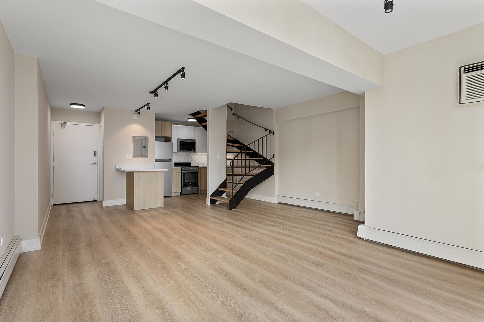 6166 N Sheridan Road 20G