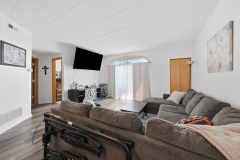 Tiny photo for 7900 Nagle Avenue #2N, Burbank, IL 60459 (MLS # 12742607)
