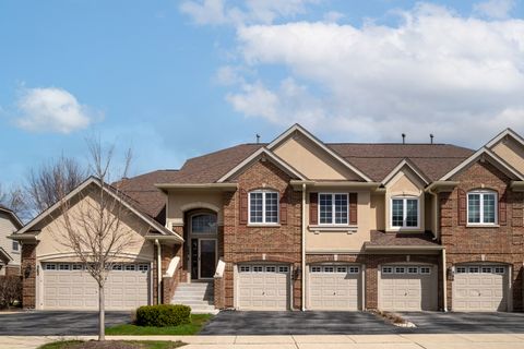 Photo of 564 Harvey Lake Drive, Vernon Hills, IL 60061 (MLS # 12613663)