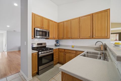 Tiny photo for 564 Harvey Lake Drive, Vernon Hills, IL 60061 (MLS # 12613663)