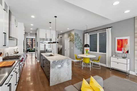 Tiny photo for 3717 N HERMITAGE Avenue, Chicago, IL 60613 (MLS # 12604031)