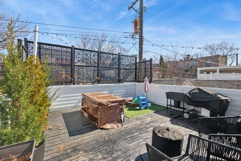 Tiny photo for 3717 N HERMITAGE Avenue, Chicago, IL 60613 (MLS # 12604031)