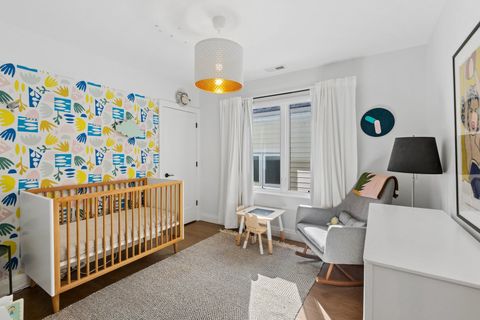 Tiny photo for 3717 N HERMITAGE Avenue, Chicago, IL 60613 (MLS # 12604031)