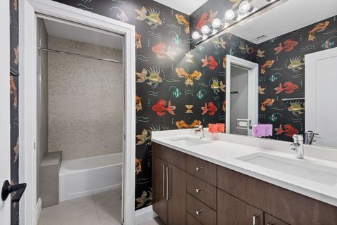 Tiny photo for 3717 N HERMITAGE Avenue, Chicago, IL 60613 (MLS # 12604031)