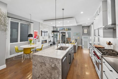 Tiny photo for 3717 N HERMITAGE Avenue, Chicago, IL 60613 (MLS # 12604031)