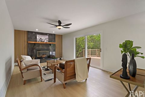 Tiny photo for 182 Montclair Road, Vernon Hills, IL 60061 (MLS # 12626419)