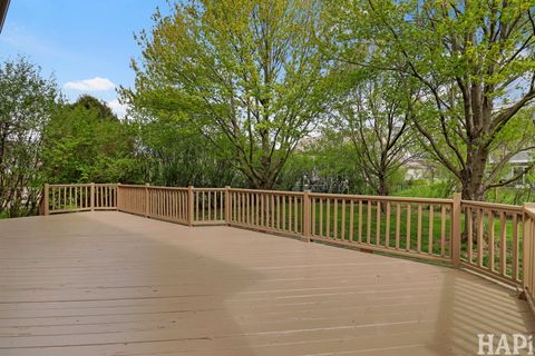 Tiny photo for 182 Montclair Road, Vernon Hills, IL 60061 (MLS # 12626419)