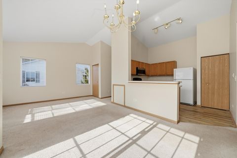 Tiny photo for 417 SILVERSTONE Drive #417, Carpentersville, IL 60110 (MLS # 12549226)