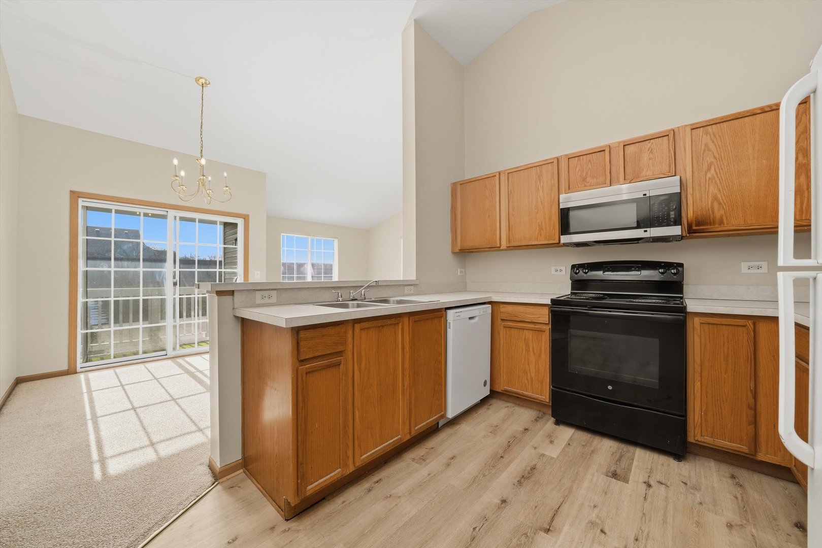 417 SILVERSTONE Drive 417