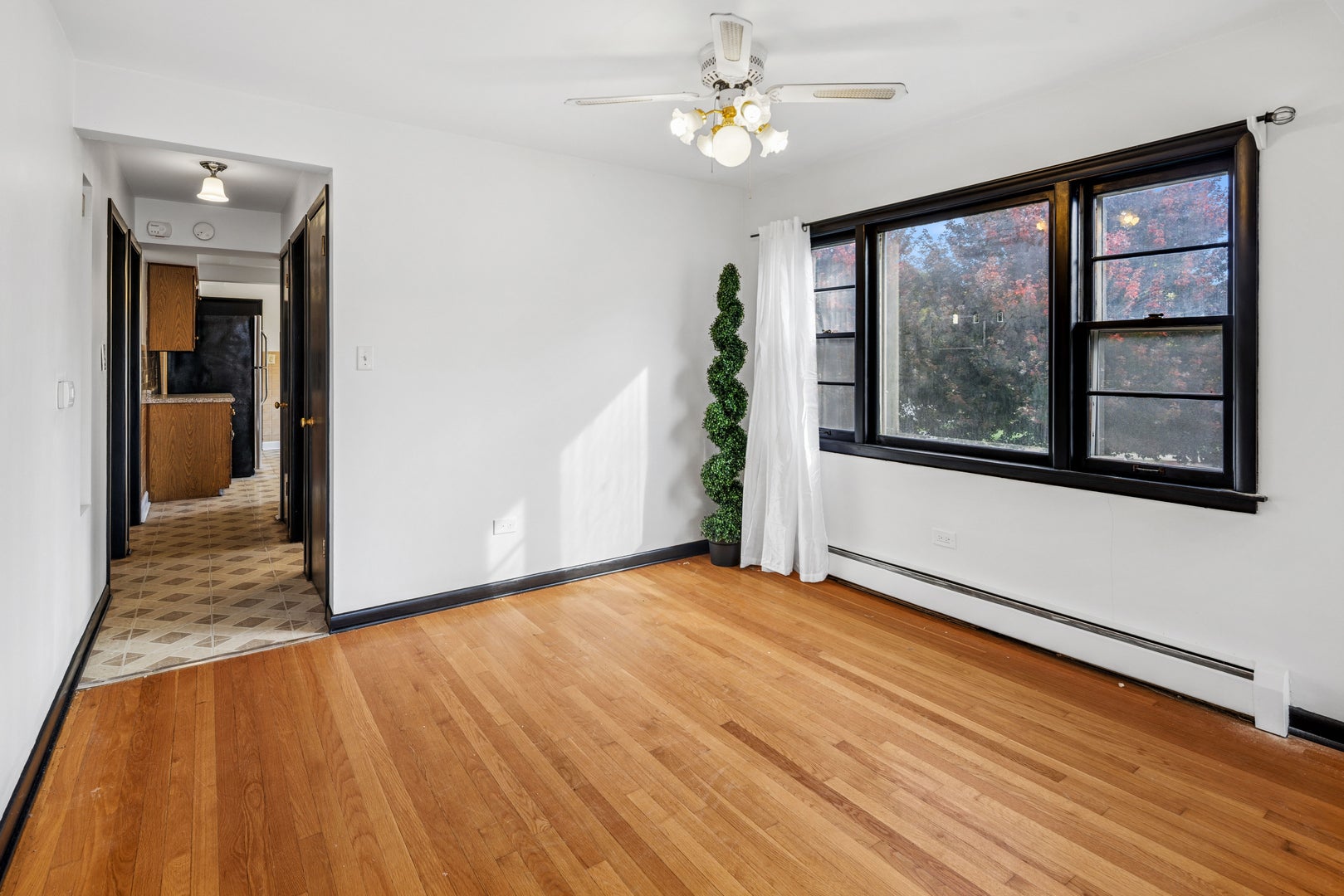 4900 W Berteau Avenue