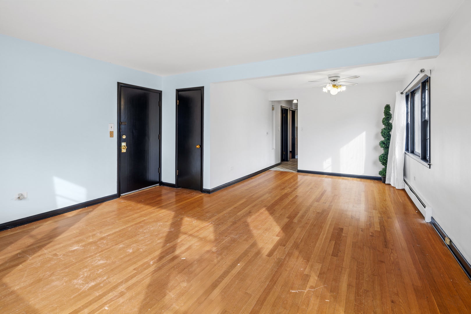 4900 W Berteau Avenue