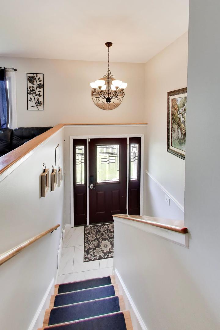 21W154 EVEREST Road