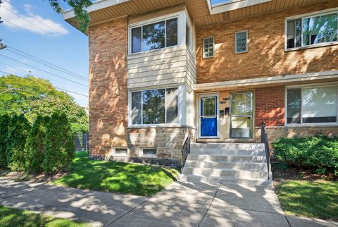 Photo of 9161 Kilpatrick Avenue, Skokie, IL 60076 (MLS # 12467552)