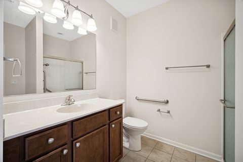 Tiny photo for 2220 Founders Drive #213, Northbrook, IL 60062 (MLS # 12565729)