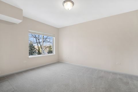 Tiny photo for 2220 Founders Drive #213, Northbrook, IL 60062 (MLS # 12565729)