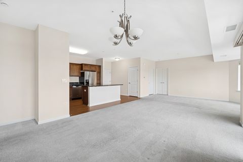 Tiny photo for 2220 Founders Drive #213, Northbrook, IL 60062 (MLS # 12565729)
