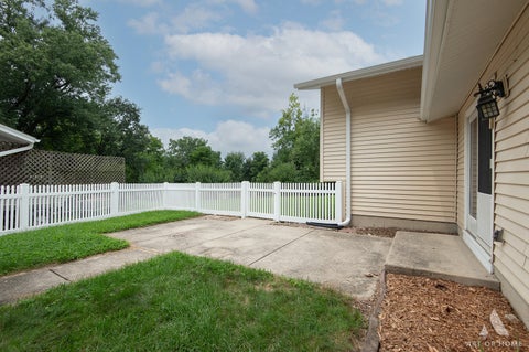 Tiny photo for 523 Concord Lane, Bolingbrook, IL 60440 (MLS # 12727761)