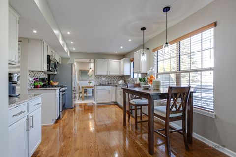 Tiny photo for 6291 Eagle Ridge Drive, Gurnee, IL 60031 (MLS # 12546525)