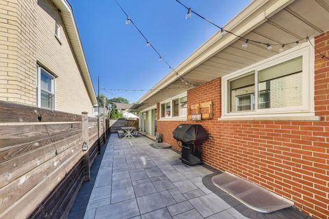 Tiny photo for 5200 Wright Terrace, Skokie, IL 60077 (MLS # 12596829)