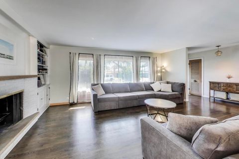 Tiny photo for 5200 Wright Terrace, Skokie, IL 60077 (MLS # 12596829)