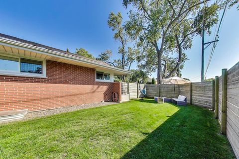 Tiny photo for 5200 Wright Terrace, Skokie, IL 60077 (MLS # 12596829)
