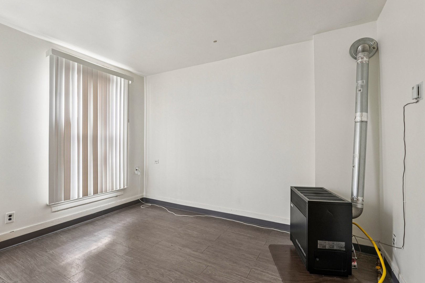 1908 S Loomis Street