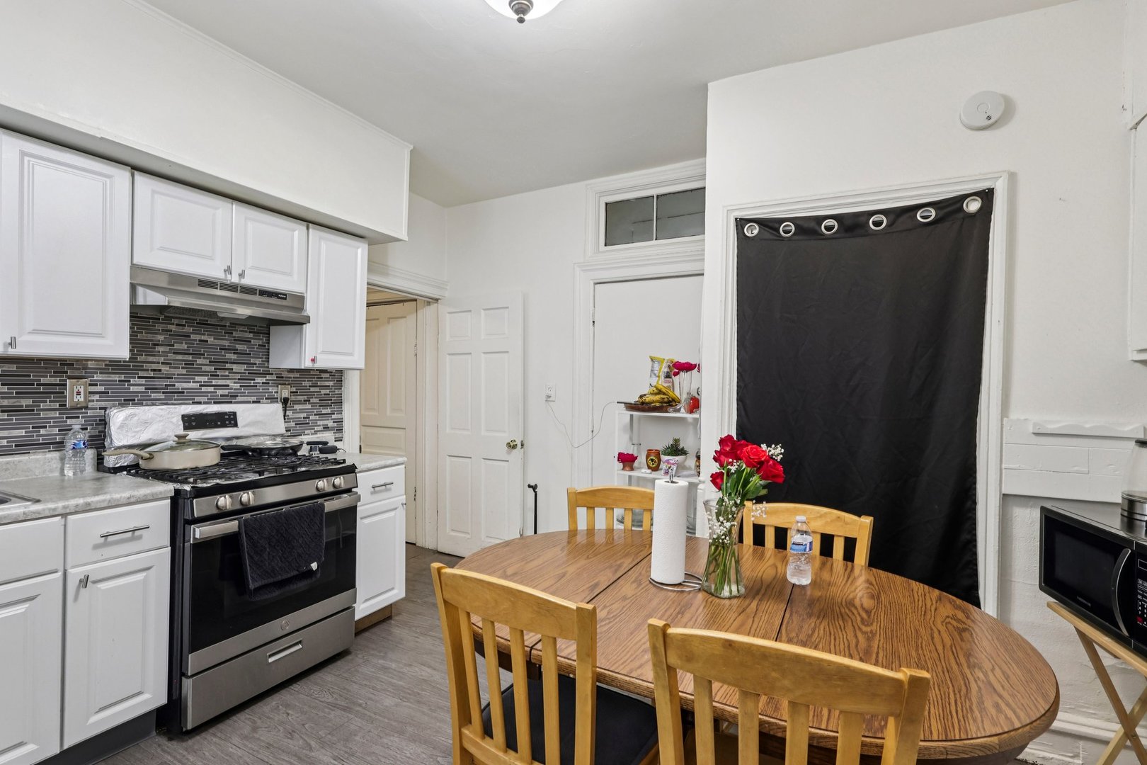 1908 S Loomis Street