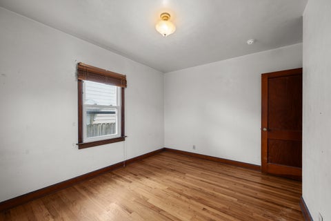 Tiny photo for 2423 W Locust Street, Davenport, IA 52804 (MLS # 12692070)