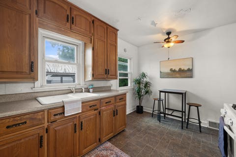 Tiny photo for 2423 W Locust Street, Davenport, IA 52804 (MLS # 12692070)