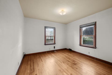 Tiny photo for 2423 W Locust Street, Davenport, IA 52804 (MLS # 12692070)