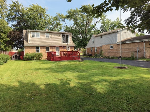 Tiny photo for 6806 Maple Court, Bridgeview, IL 60455 (MLS # 12727995)
