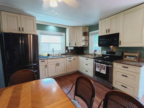 Tiny photo for 6806 Maple Court, Bridgeview, IL 60455 (MLS # 12727995)