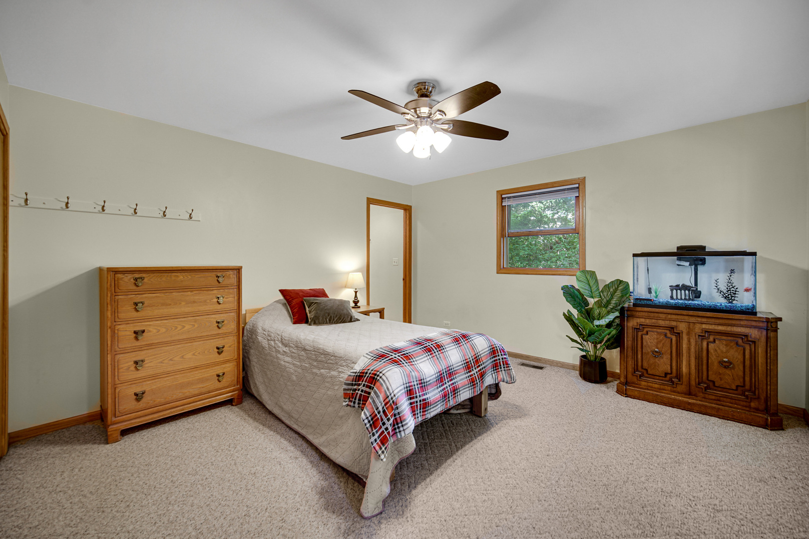 11576 W Half Day Road