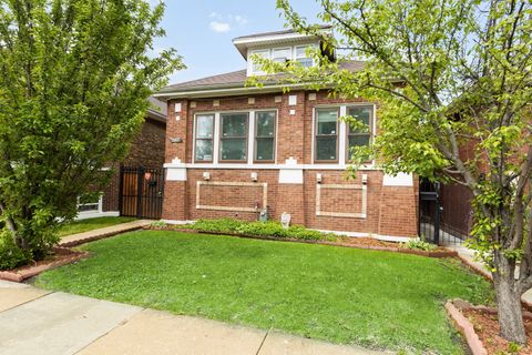 Photo of 6016 S Washtenaw Avenue, Chicago, IL 60629 (MLS # 12633776)