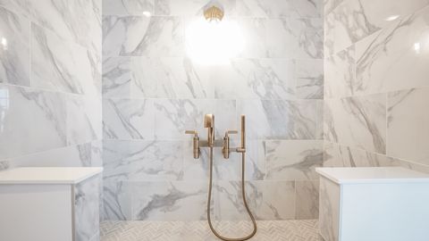 Tiny photo for 609 Zagreb Avenue, Sycamore, IL 60178 (MLS # 12602073)